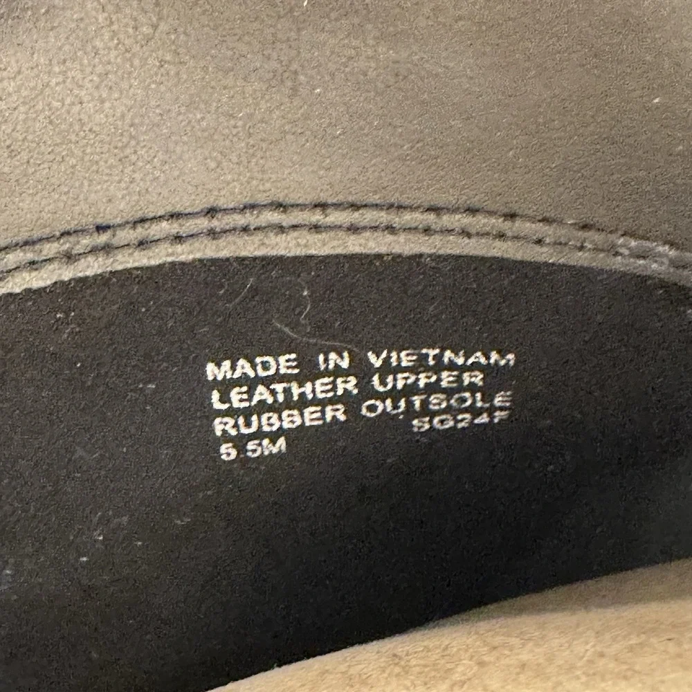 Michael Kors Crosby Moto Boots In Black Size 5.5 Leather Silver Accents with Box - Picture 10 of 12